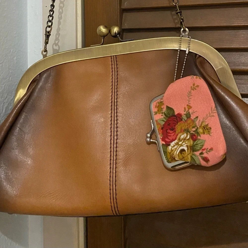 New Handmade Kiss-lock Floral Clutch Coin Purse/Charm